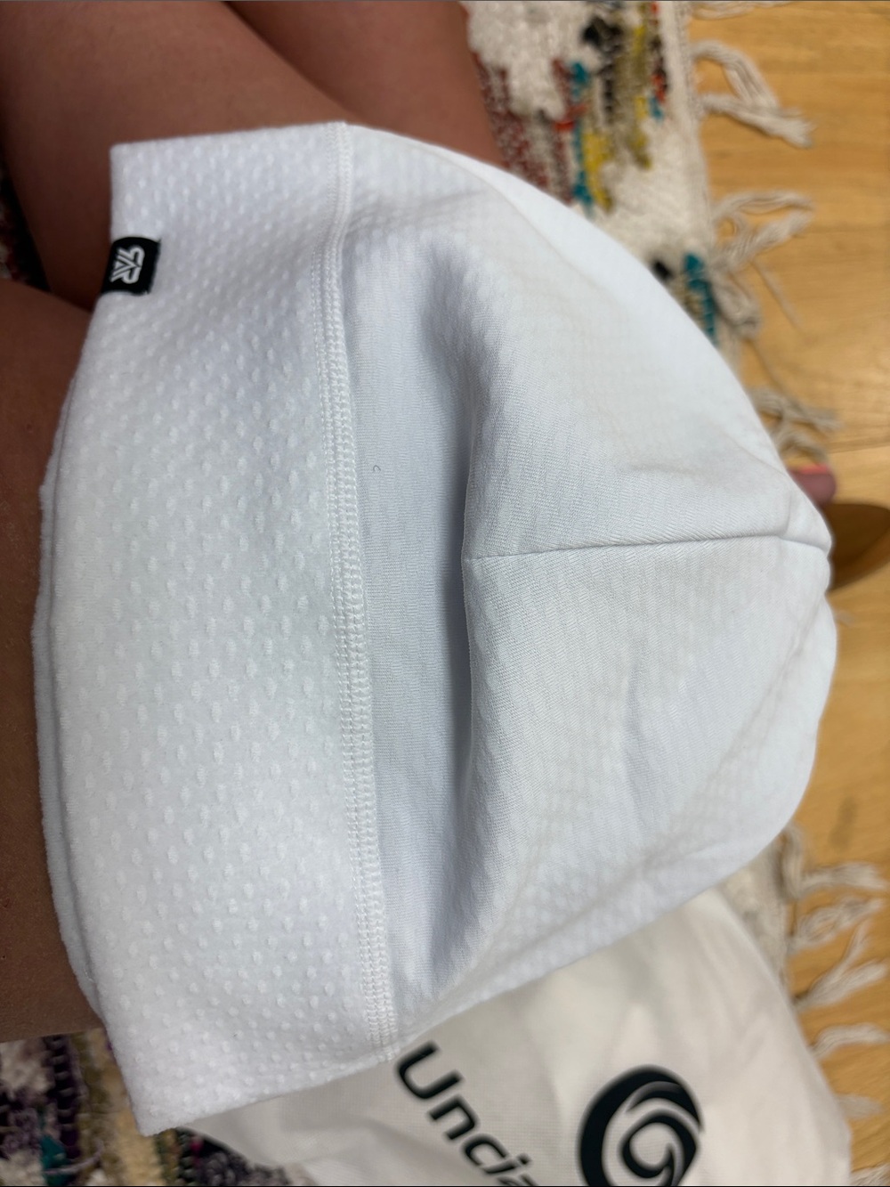 Unbranded Black & White Reversible Beanie Hat - Picture 2 of 8